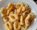 Foto langkah ke 6 dari resep Enak Cumi goreng tepung simpel simple / cumi krispi renyah gurih.