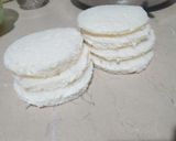 A picture of step 1 of Spicy Merchant Bread Pockets.