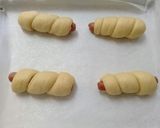 Foto langkah ke 4 dari resep Hongkong sosis bun empuk banget.
