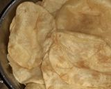মুগডালের লুচি রেসিপির ধাপ 2 ছবি