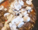 A picture of step 6 of Creamy chicken hearts.