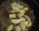 Foto langkah ke 4 dari resep Semur Daging + Kentang.