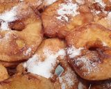 Une image de l'étape 3 de Beignets aux pommes à la bière brune.