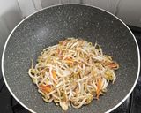 Foto langkah ke 2 dari resep Tumis Tauge.