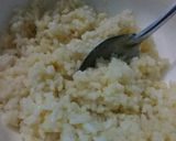 Hình bước làm 1 của món Cơm chiên kim chi