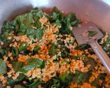 પાલક મુંગ દાળ (Palak Moong Dal Recipe In Gujarati) રેસીપી સ્ટેપ2ફોટો