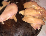 Foto del paso 1 de la receta: Pechuga de pollo al verdeo😋