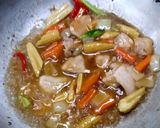 รูปขั้นตอนการทำที่ 4 ของ ไก่ผัดยอดข้าวโพดราดข้าว ไข่ดาว
