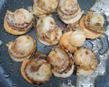 รูปขั้นตอนการทำที่ 2 ของ หอยเชลล์กริล (ホタテバター焼き)
