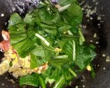 Foto langkah ke 2 dari resep Mie Goreng (Instan) Tek tek.