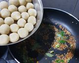 A picture of step 8 of Goli Idli.