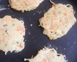 Foto langkah ke 5 dari resep Paeng-ee beoseot jeon (korean Enoki Mashroom Pancake).
