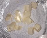 A picture of step 1 of Chicken Quiche.