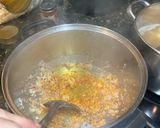 Hình bước làm 3 của món Lòng bò xào cà ri