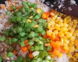 Foto langkah ke 4 dari resep Nasi Goreng Hongkong.