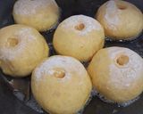 Foto langkah ke 5 dari resep Donat Waluh (Labu Kuning).