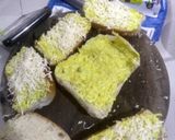 ગાર્લિક બ્રેડ (Garlic Bread Recipe In Gujarati) રેસીપી સ્ટેપ2ફોટો