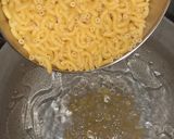 A picture of step 1 of Spninach Tikka Green macaroni.