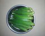 A picture of step 1 of Crispy (Bhindi)Okra.
