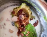 A picture of step 1 of Avocado milkshake.