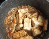 Foto langkah ke 6 dari resep Tahu dan Jamur Enoki Saos Tiram.