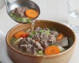 Foto langkah ke 4 dari resep Sup Iga Sapi.