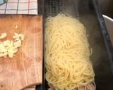 Foto langkah ke 1 dari resep Spaghetti Carbonara.