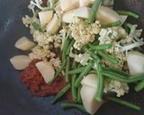 A picture of step 3 of Mix vegetable curry UP style.