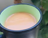 A picture of step 3 of Kadak Chai.