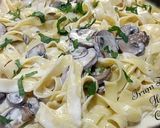 A picture of step 5 of 🍄🍝🍗Chicken and Mushroom Alfredo Pasta🍄🍝🍗.