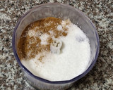 Foto del paso 2 de la receta: Galletitas veganas de manzana -con pasas- saludables sin TACC :)