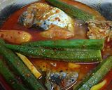 Gambar langkah 4 resipi Asam pedas ikan Salmon.