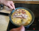 Φωτογραφία βήματος 9 της συνταγής Χοιρινές μπριζόλες στο τηγάνι με μέλι και μουστάρδα