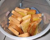 Foto langkah ke 3 dari resep Bagelan Roti Tawar.