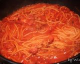 A picture of step 5 of Sausage and Bacon Tomato Sauce Pasta.