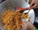Gambar langkah 6 resipi Cornflakes madu ketagih!.