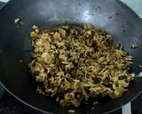 A picture of step 5 of Hara Choliya Pulao (Green gram rice).