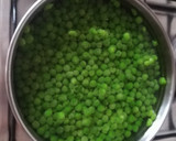 Foto del paso 2 de la receta: Guisantes con patatas