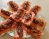 Foto del paso 6 de la receta: Maxi Canapés de Salmón Ahumado y Cebolla Caramelizada
