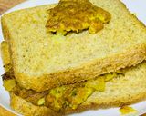 A picture of step 3 of Sesame eggs sandwich.