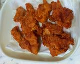 A picture of step 3 of Crispy Zinger Chicken 😋🍗.