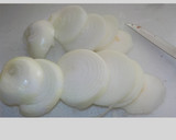Foto del paso 4 de la receta: Rape con guarnición de patata y cebolla al horno