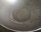 A picture of step 1 of Peanut poha.