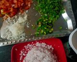 लेफ्टओवर रोटी की चाट(leftover roti ki chaat recipe in hindi) रेसिपी चरण 1 फोटो