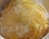 A picture of step 5 of Ramen Burger.