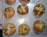 Foto langkah ke 6 dari resep Korean Garlic Bread Cheese.