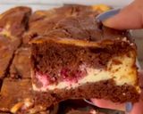 Pas rețetă Brownie crema de brânza și zmeură 5 fotografie