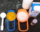 A picture of step 1 of Mango kulfi.