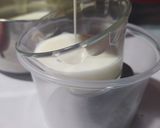 Foto del paso 4 de la receta: Panna cotta con coulis de fresa