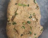 A picture of step 2 of Green garlic thepla.
